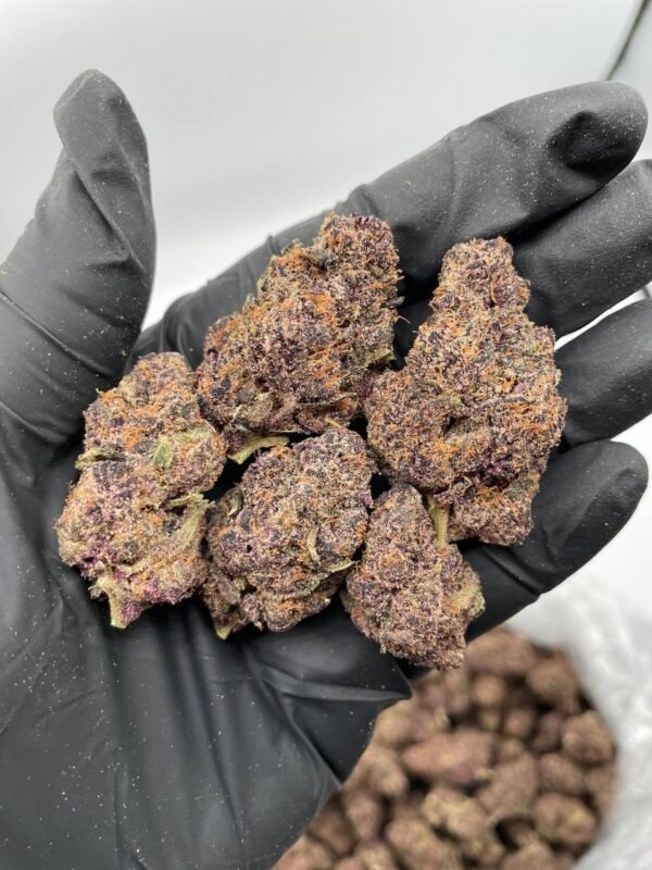 Cotton Candy Kush Cannabis Strain - A Sweet Indica Hybrid with Candy-Like Flavors for Relaxation